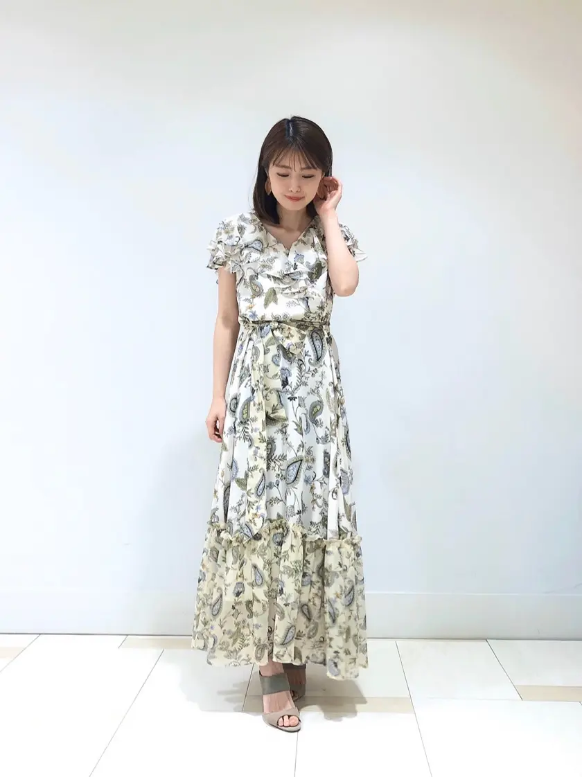 GRACE CONTINENTAL minami コーディネート画像