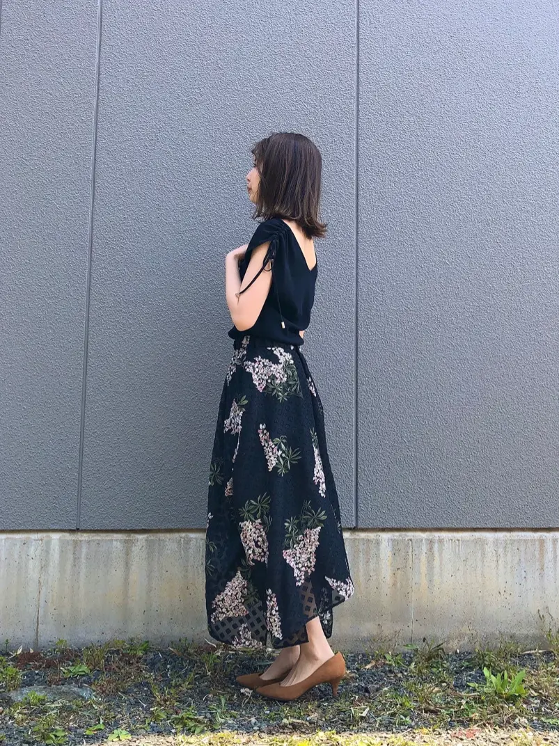 GRACE CONTINENTAL minami コーディネート画像