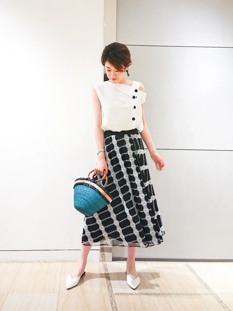 GRACE CONTINENTAL 今野　志保 コーディネート画像