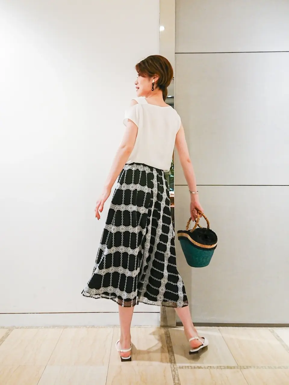 GRACE CONTINENTAL 今野　志保 コーディネート画像