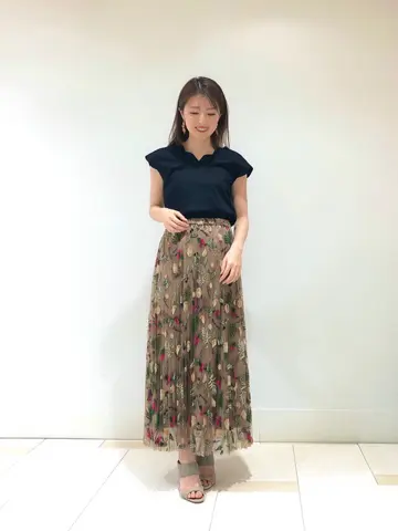 GRACE CONTINENTAL minami コーディネート画像