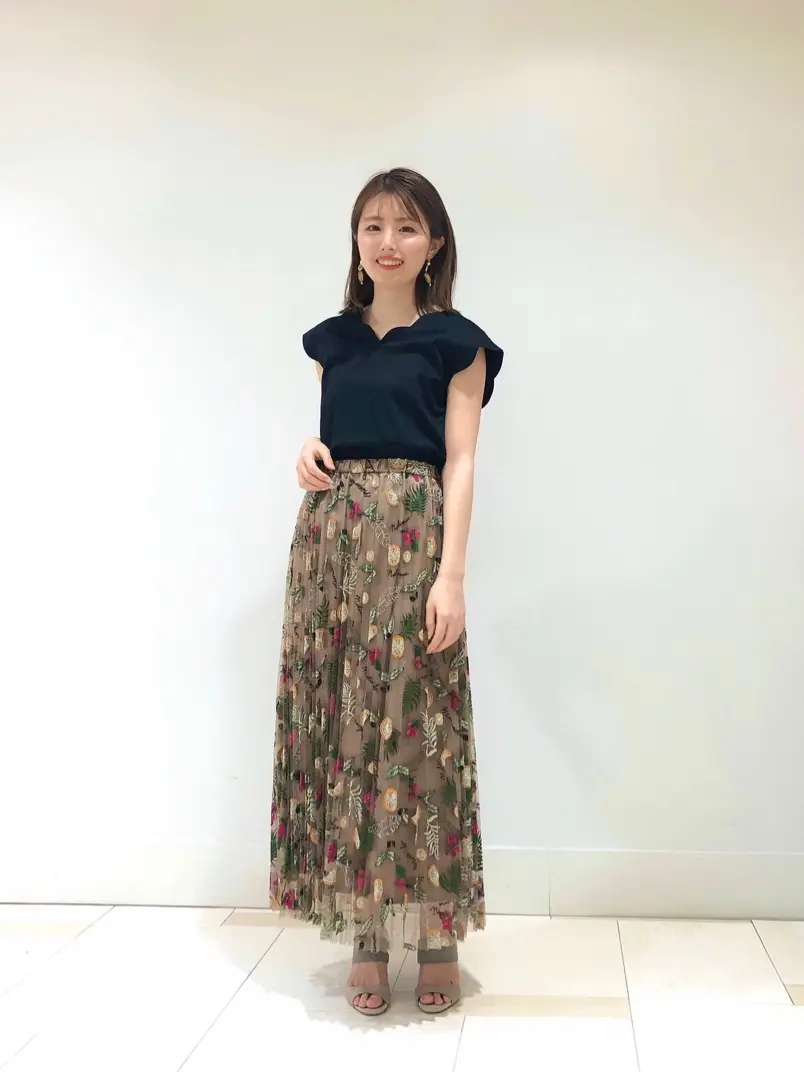 GRACE CONTINENTAL minami コーディネート画像