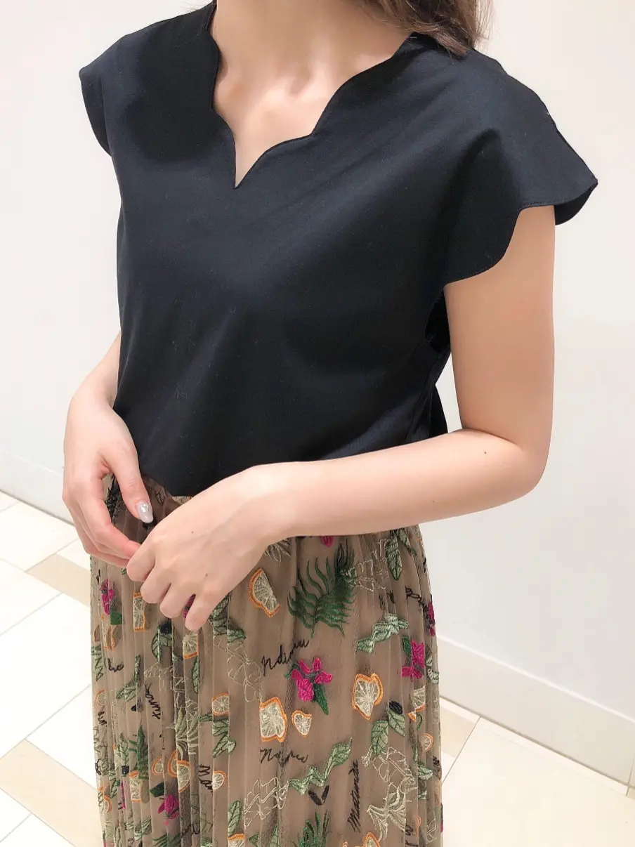 GRACE CONTINENTAL minami コーディネート画像