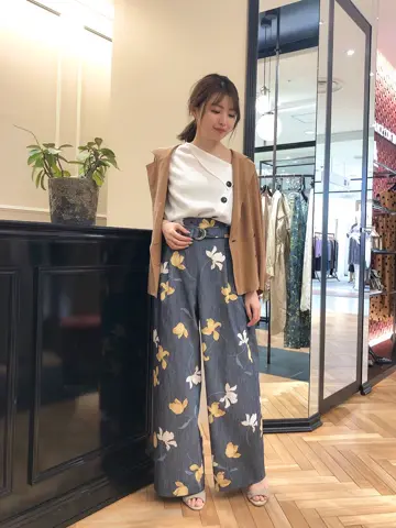 GRACE CONTINENTAL minami コーディネート画像