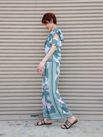 GRACE CONTINENTAL 今野　志保 コーディネート画像