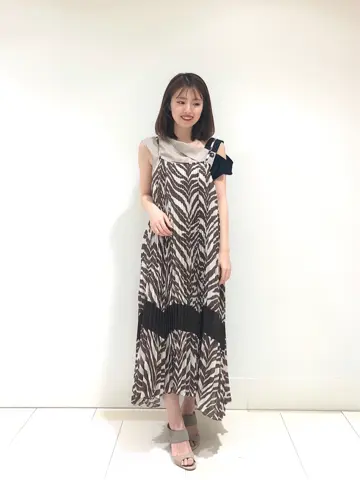 GRACE CONTINENTAL minami コーディネート画像