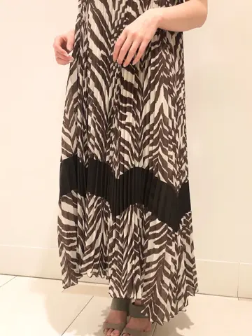 GRACE CONTINENTAL minami コーディネート画像