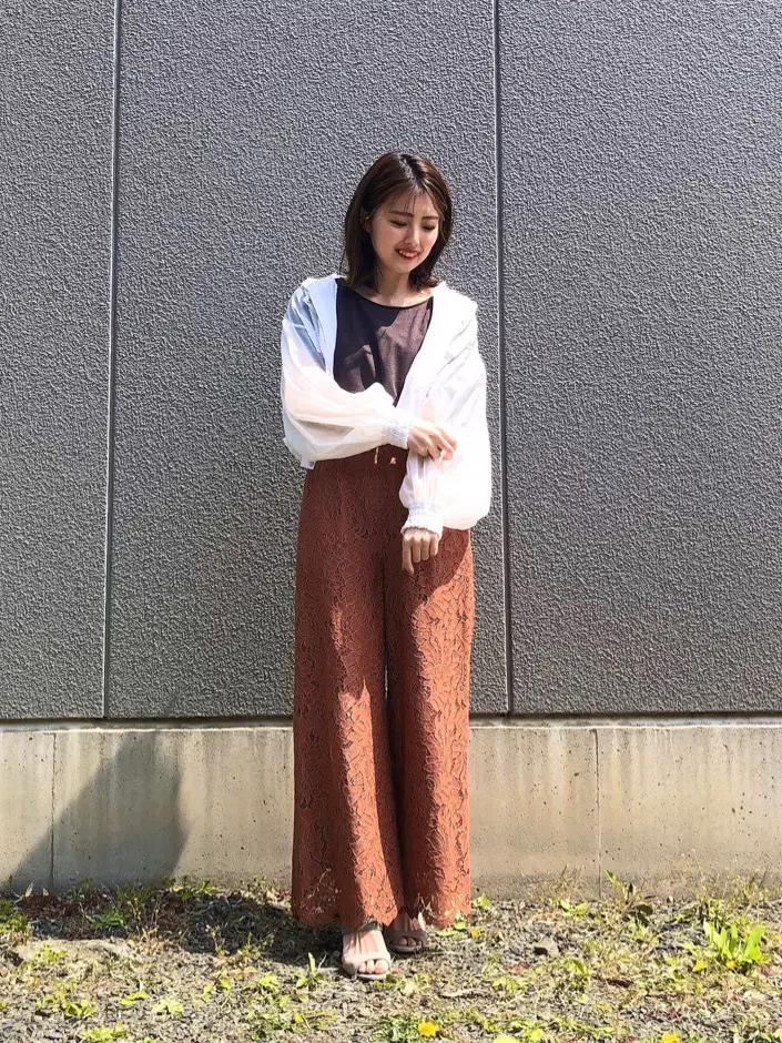 GRACE CONTINENTAL minami コーディネート画像