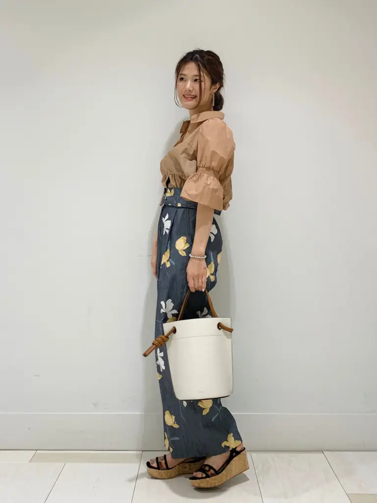 GRACE CONTINENTAL A.Kameyama コーディネート画像