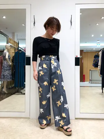 GRACE CONTINENTAL ebata. コーディネート画像