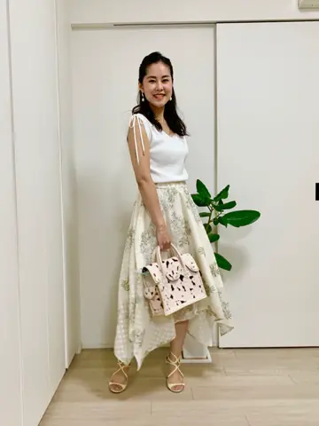 GRACE CONTINENTAL 小笠原　春菜 コーディネート画像