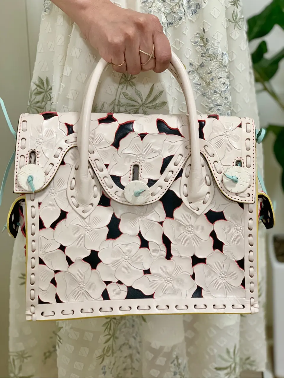 GRACE CONTINENTAL 小笠原　春菜 コーディネート画像