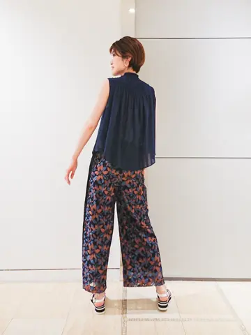 GRACE CONTINENTAL 今野　志保 コーディネート画像