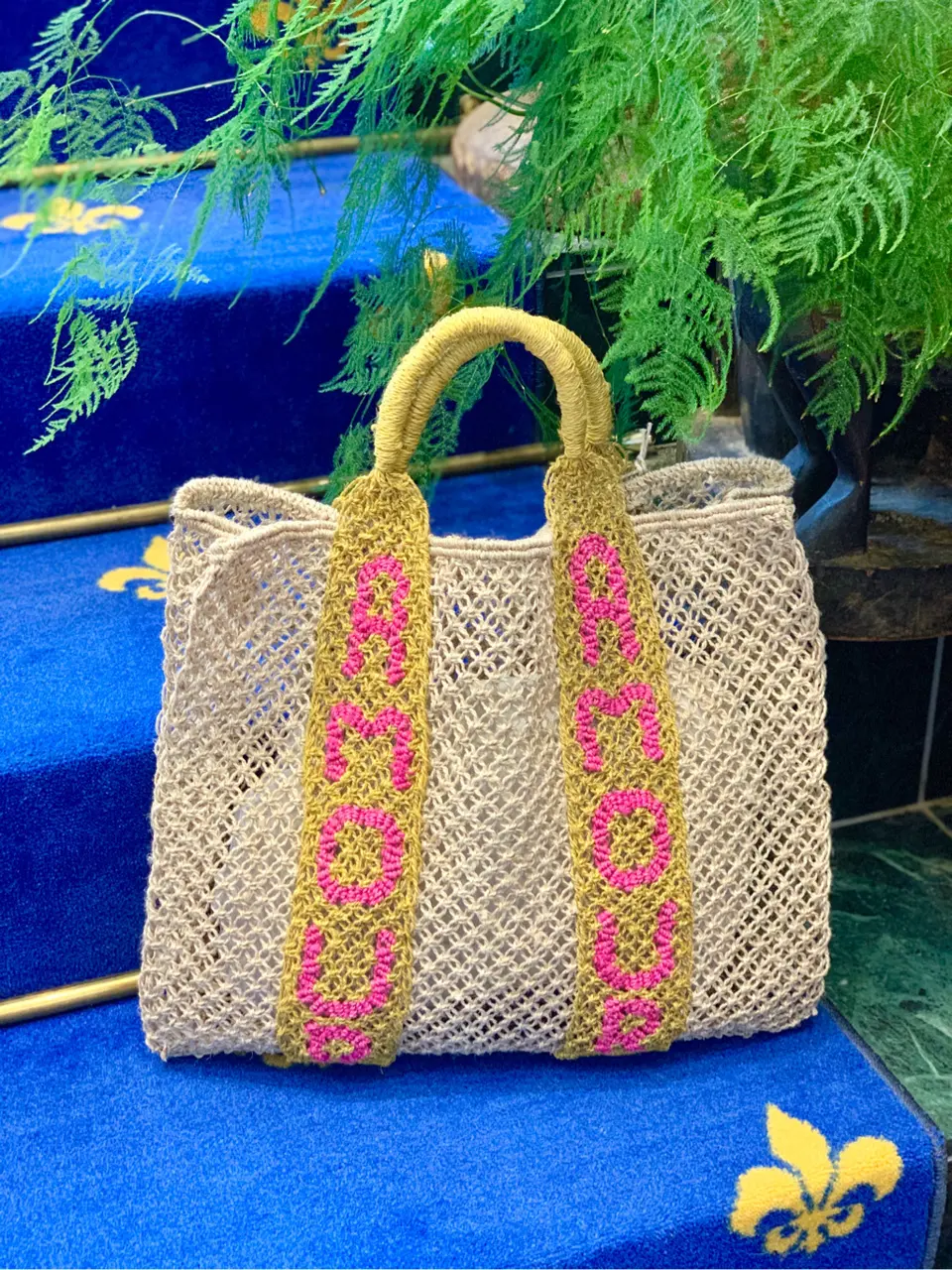 GRACE CONTINENTAL 小笠原　春菜 コーディネート画像