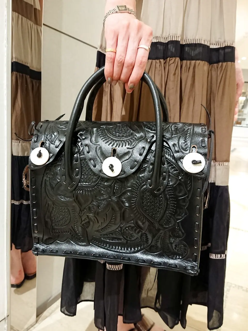 GRACE CONTINENTAL 今野　志保 コーディネート画像