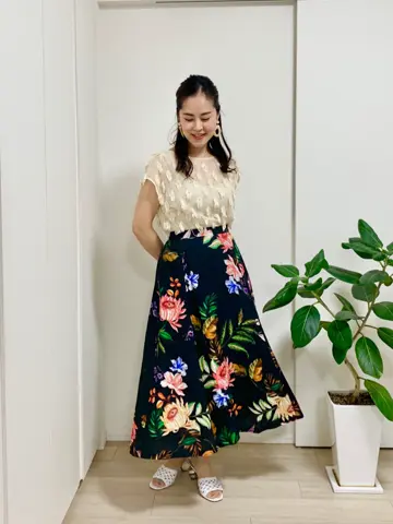 GRACE CONTINENTAL 小笠原　春菜 コーディネート画像