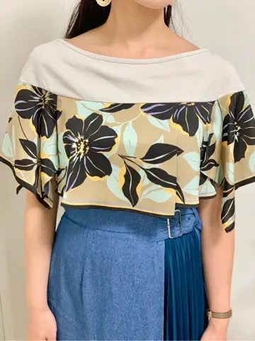 GRACE CONTINENTAL 小笠原　春菜 コーディネート画像