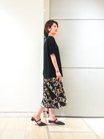 GRACE CONTINENTAL 今野　志保 コーディネート画像