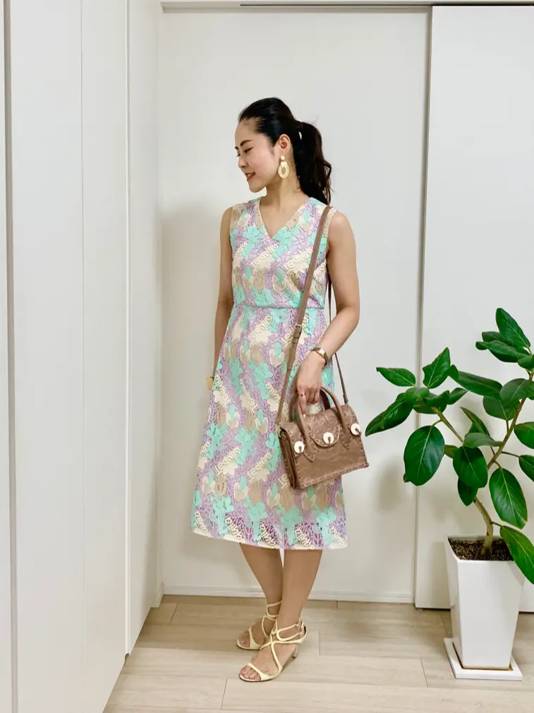 GRACE CONTINENTAL 小笠原　春菜 コーディネート画像