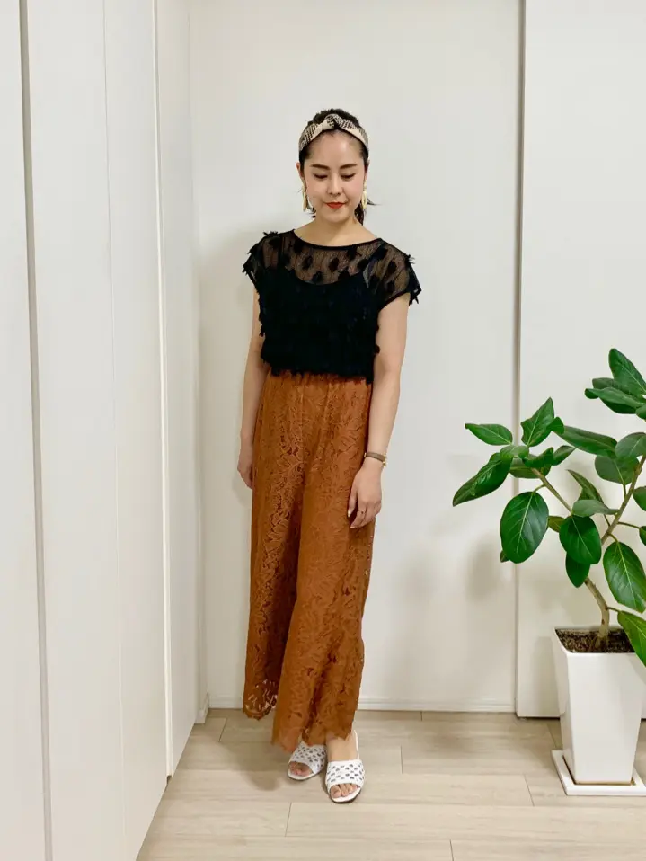 GRACE CONTINENTAL 小笠原　春菜 コーディネート画像