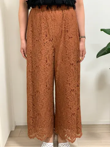 GRACE CONTINENTAL 小笠原　春菜 コーディネート画像