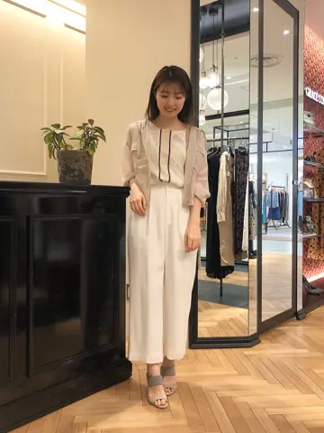 GRACE CONTINENTAL minami コーディネート画像