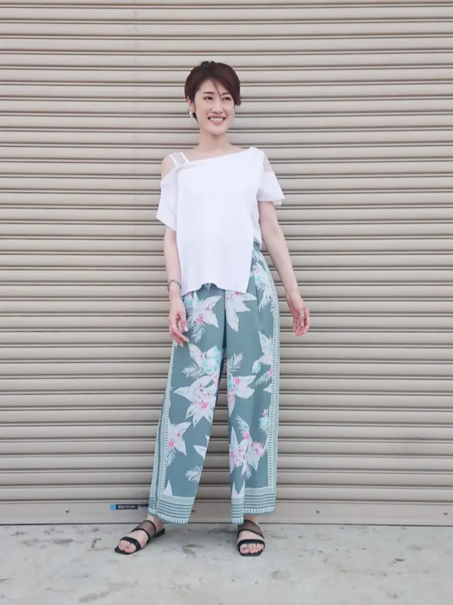 GRACE CONTINENTAL 今野　志保 コーディネート画像