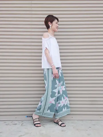 GRACE CONTINENTAL 今野　志保 コーディネート画像