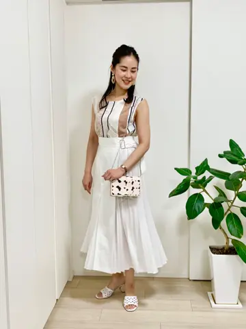 GRACE CONTINENTAL 小笠原　春菜 コーディネート画像