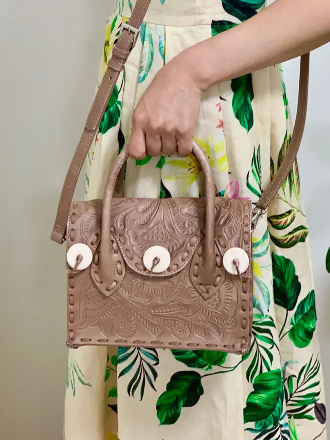 GRACE CONTINENTAL 小笠原　春菜 コーディネート画像