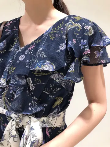 GRACE CONTINENTAL minami コーディネート画像