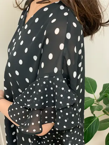 GRACE CONTINENTAL 小笠原　春菜 コーディネート画像