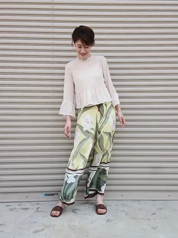 GRACE CONTINENTAL 今野　志保 コーディネート画像