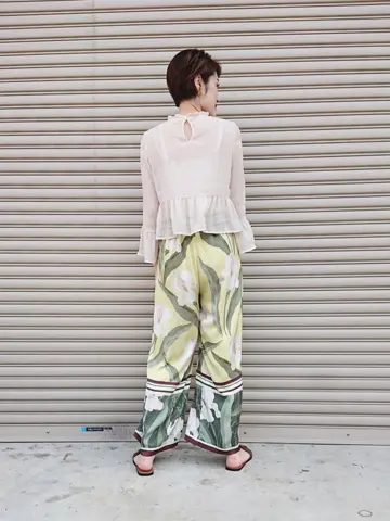 GRACE CONTINENTAL 今野　志保 コーディネート画像