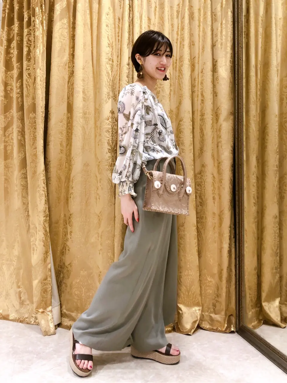 GRACE CONTINENTAL A.FUKUDA コーディネート画像