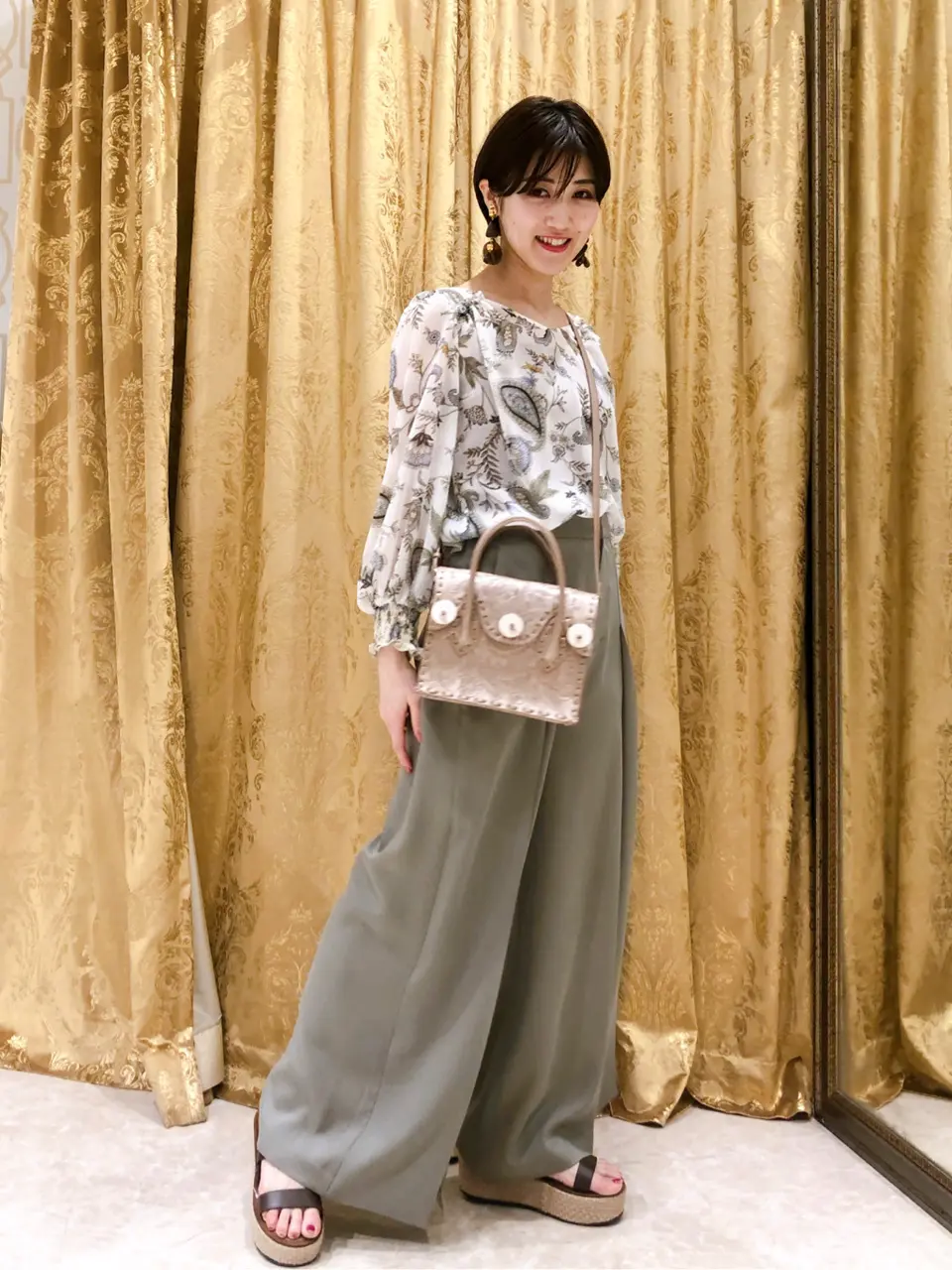 GRACE CONTINENTAL A.FUKUDA コーディネート画像