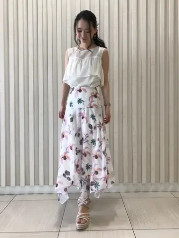 GRACE CONTINENTAL Nakatsu.m コーディネート画像