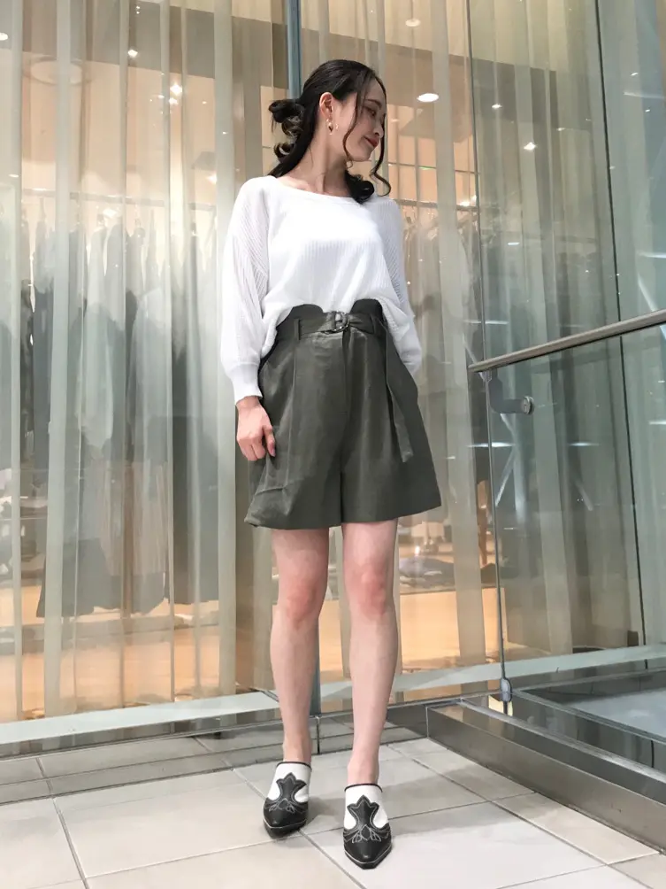 GRACE CONTINENTAL Nakatsu.m コーディネート画像