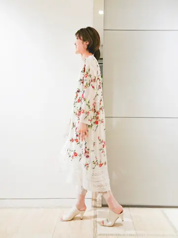 GRACE CONTINENTAL 今野　志保 コーディネート画像