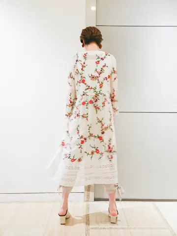 GRACE CONTINENTAL 今野　志保 コーディネート画像