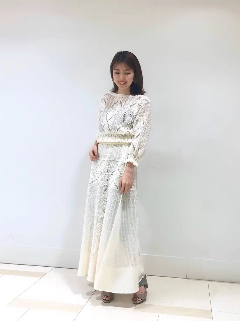 GRACE CONTINENTAL minami コーディネート画像