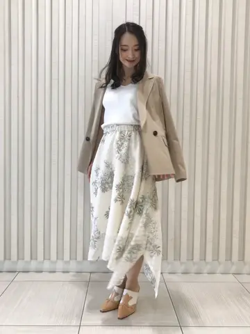 GRACE CONTINENTAL Nakatsu.m コーディネート画像