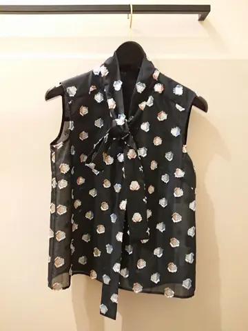 GRACE CONTINENTAL 今野　志保 コーディネート画像