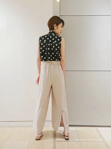 GRACE CONTINENTAL 今野　志保 コーディネート画像