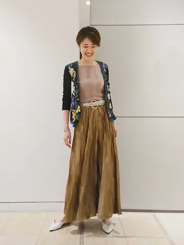 GRACE CONTINENTAL 今野　志保 コーディネート画像