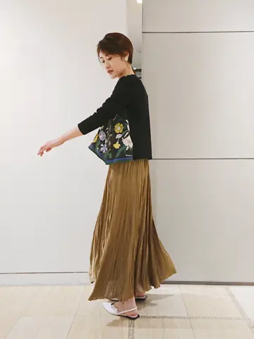 GRACE CONTINENTAL 今野　志保 コーディネート画像