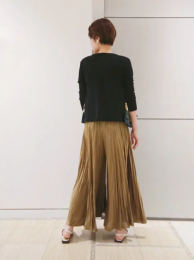 GRACE CONTINENTAL 今野　志保 コーディネート画像