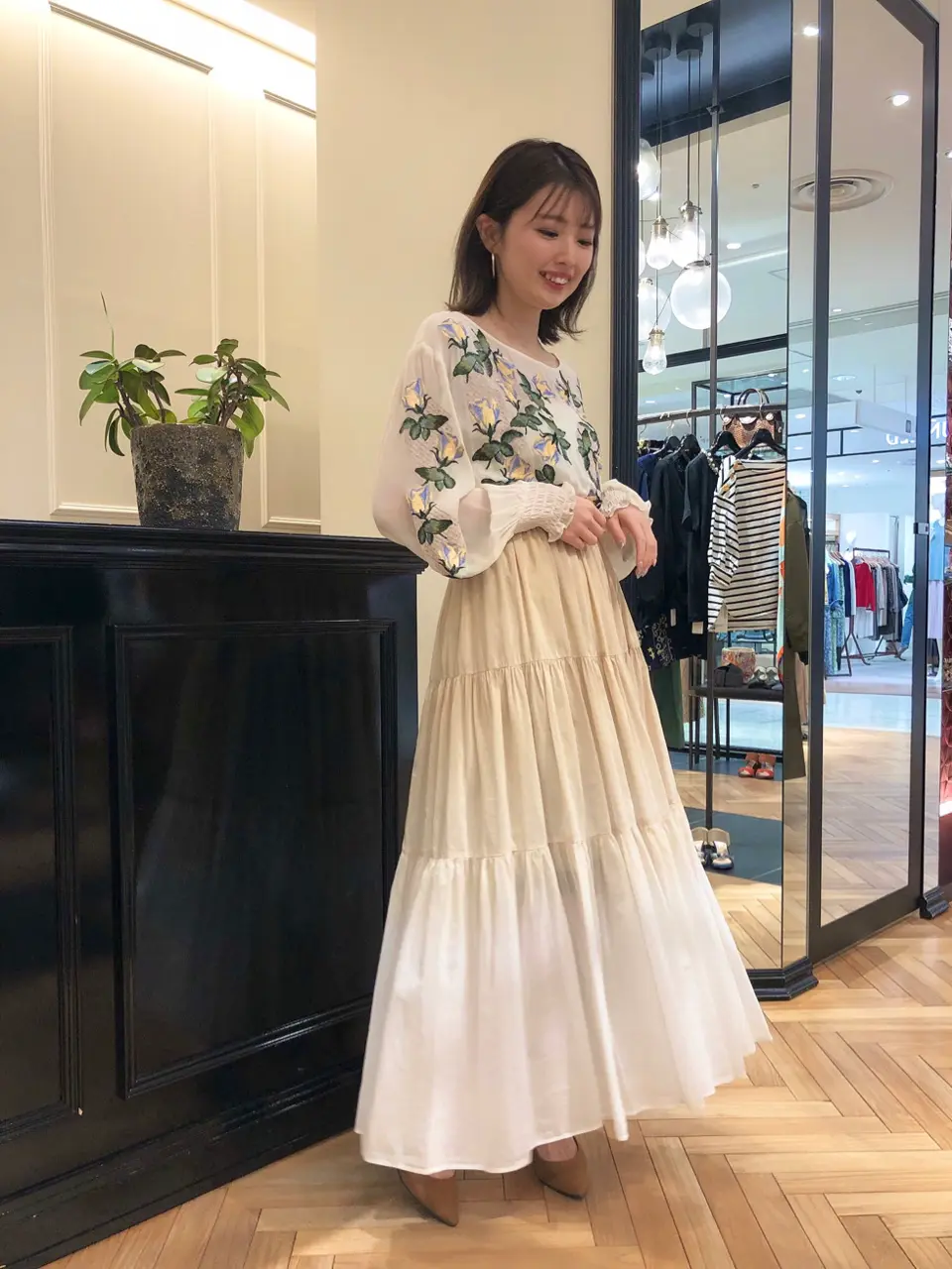 GRACE CONTINENTAL minami コーディネート画像