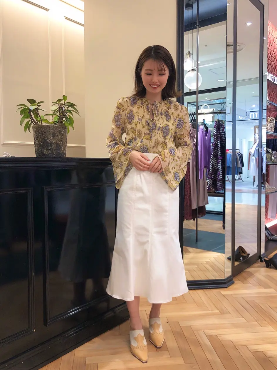 GRACE CONTINENTAL minami コーディネート画像