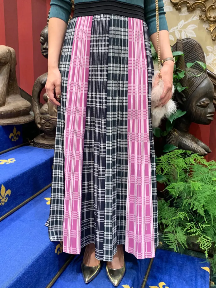 GRACE CONTINENTAL 小笠原　春菜 コーディネート画像